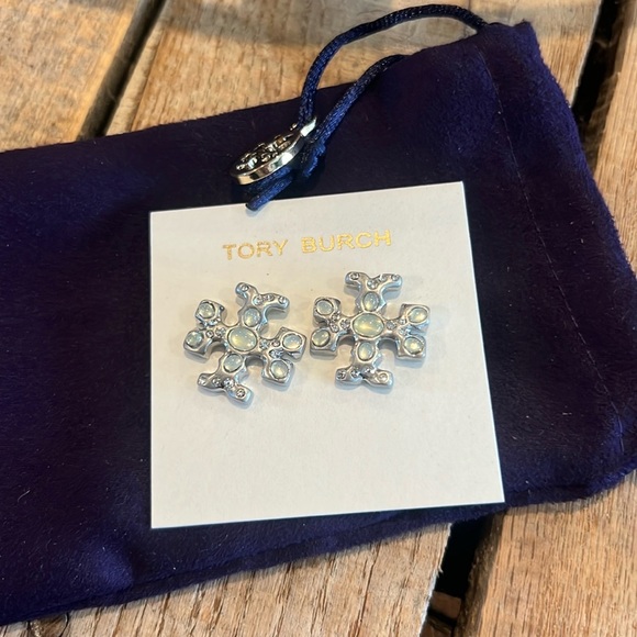Tory Burch Jewelry - NW dust bag Tory Burch earrings